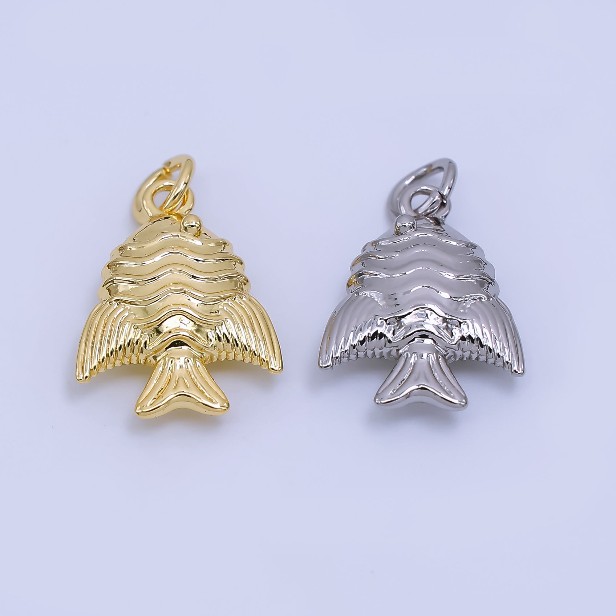 24K Gold Filled 17mm Textured Fish 3D Multidimensional Charm in Gold & Silver | AJ481