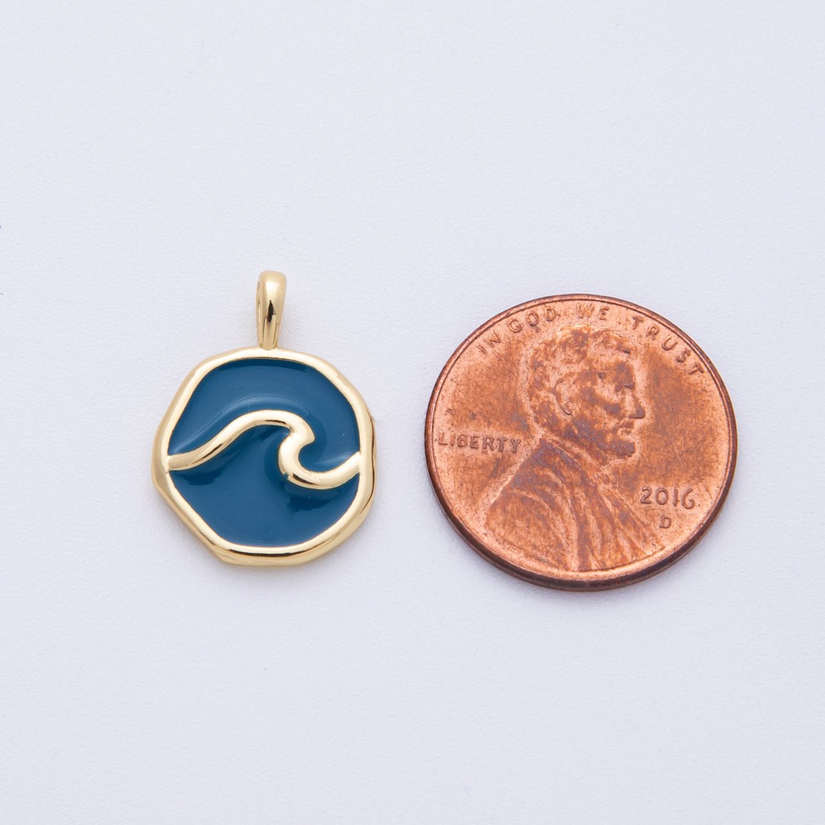 14K Gold Filled 18.7mm Blue Ocean Sea Round Pendant | Charms - 00099 - DLUXCA
