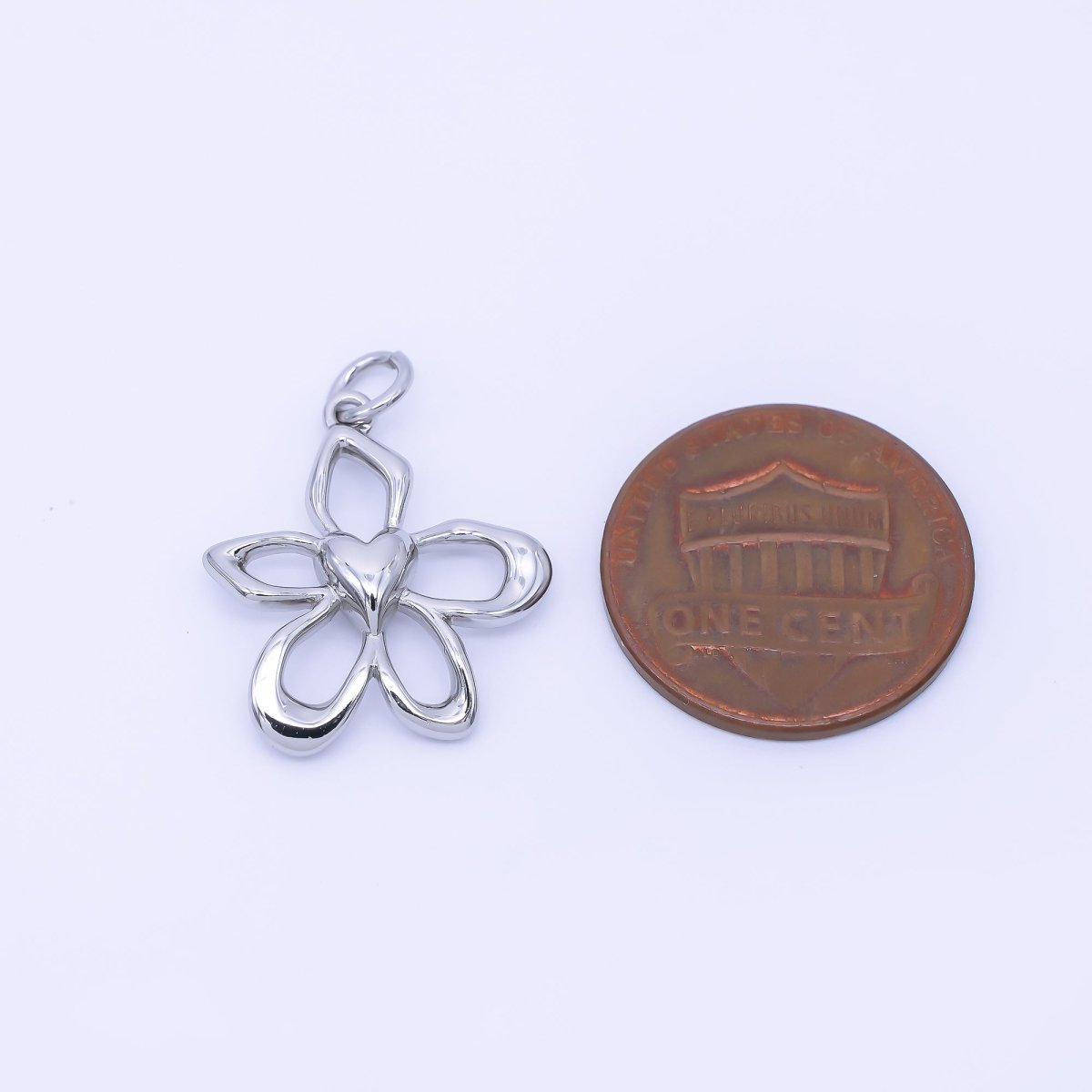 14K Gold Filled 20mm Lovely Flower Daisy Charm | AF1293 - DLUXCA