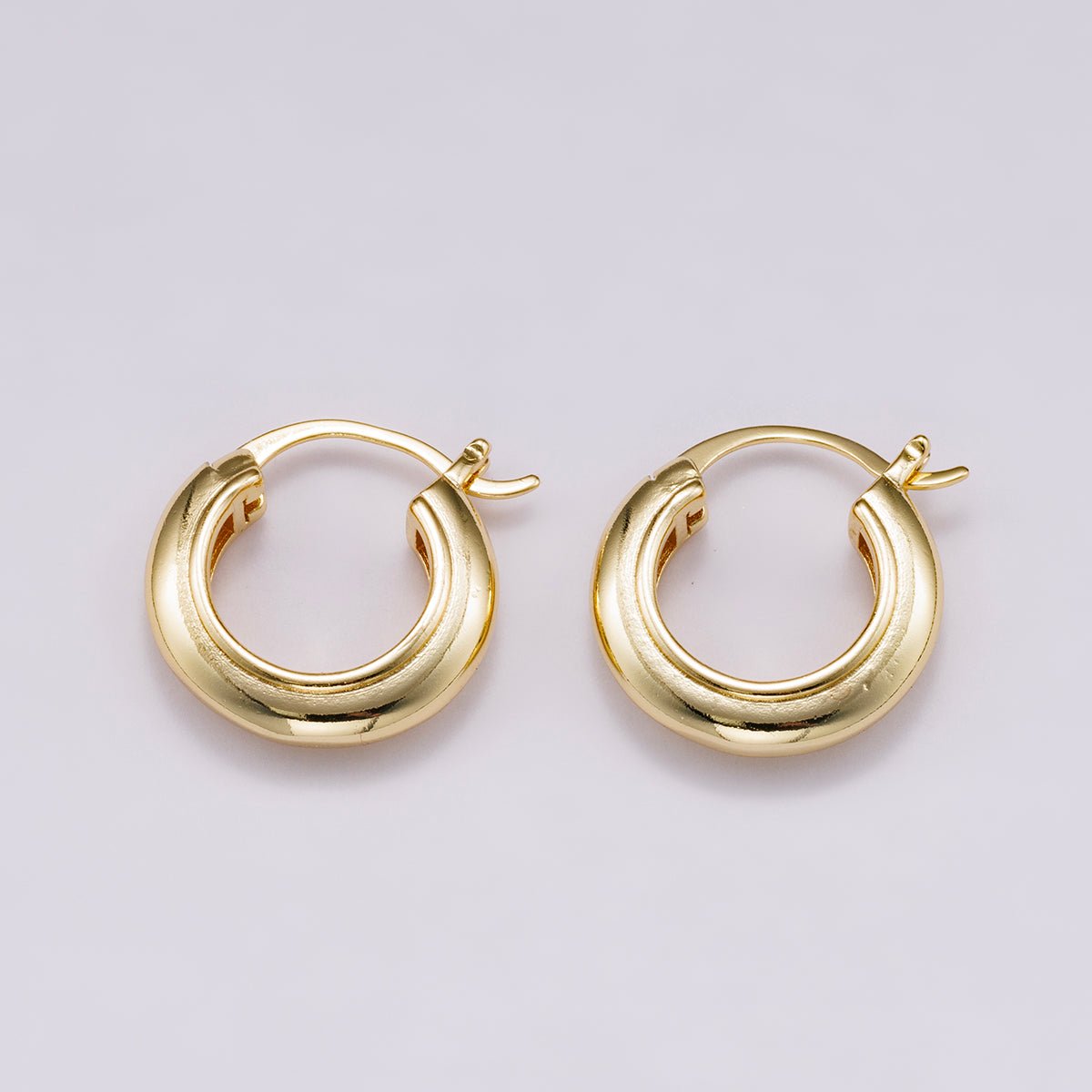 14K Gold Filled 23mm Minimalist Lined Dome Latch Hoop Earrings in Gold & Silver | Earrings - 00318 Earrings - 00319 - DLUXCA