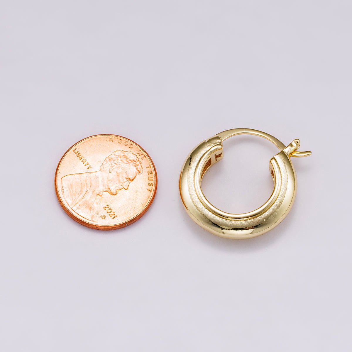 14K Gold Filled 23mm Minimalist Lined Dome Latch Hoop Earrings in Gold & Silver | Earrings - 00318 Earrings - 00319 - DLUXCA