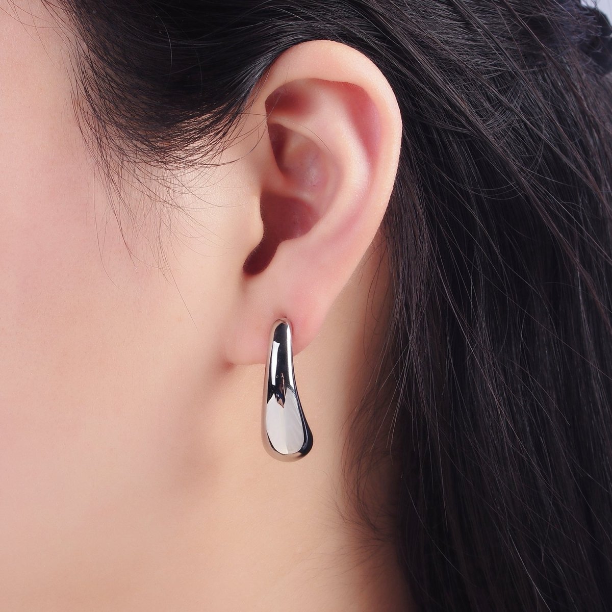 14K Gold Filled 30mm Geometric Teardrop Minimalist Stud Earrings in Silver & Gold | P520 P521 - DLUXCA