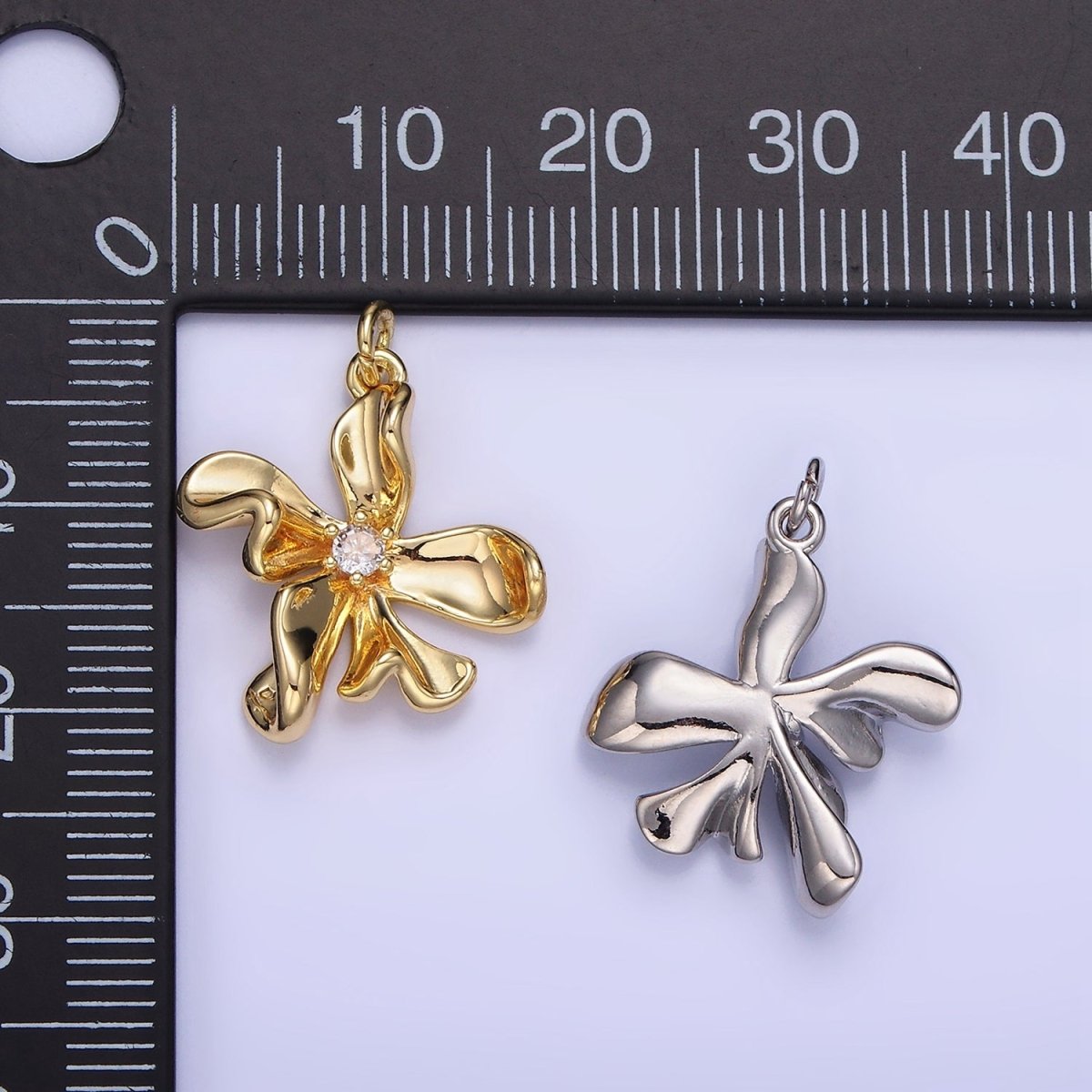 14K Gold Filled CZ Foil Flower Nature Charm in Gold & Silver | W664 - DLUXCA
