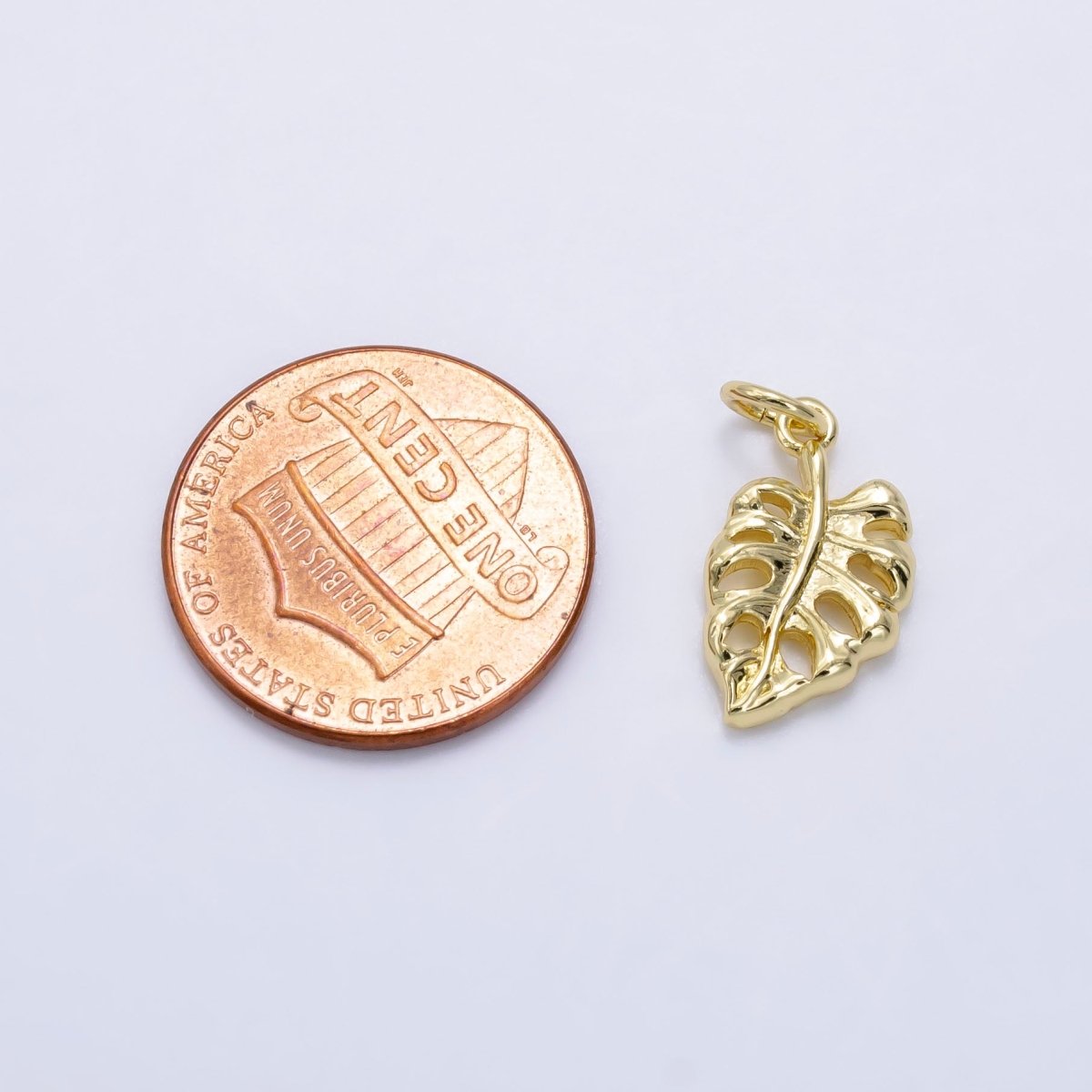 14K Gold Filled Monstera Palm Leaf Charm | X793 - DLUXCA