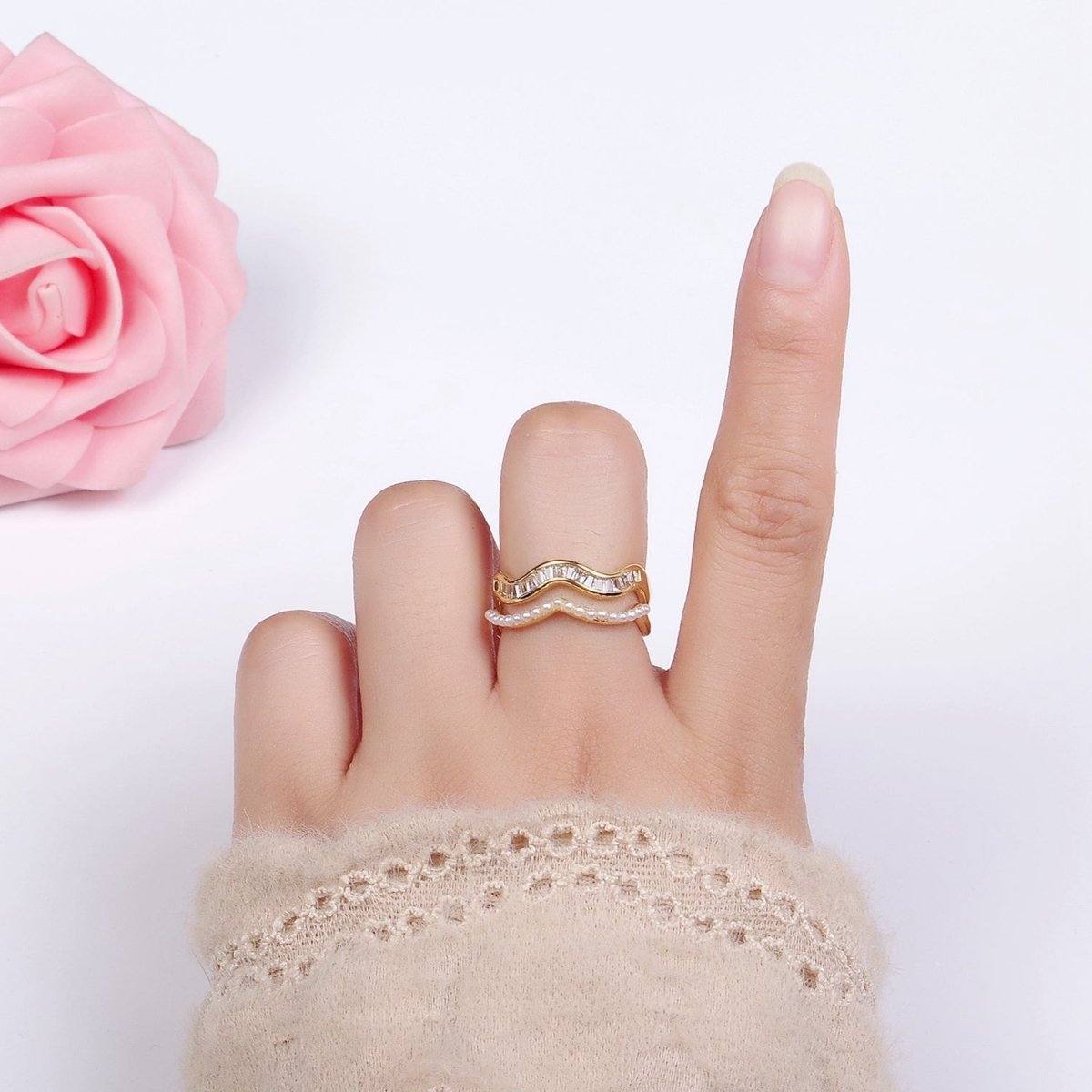 14K Gold Filled Wavy Baguette Pearl Double Band Ring | O094 - DLUXCA