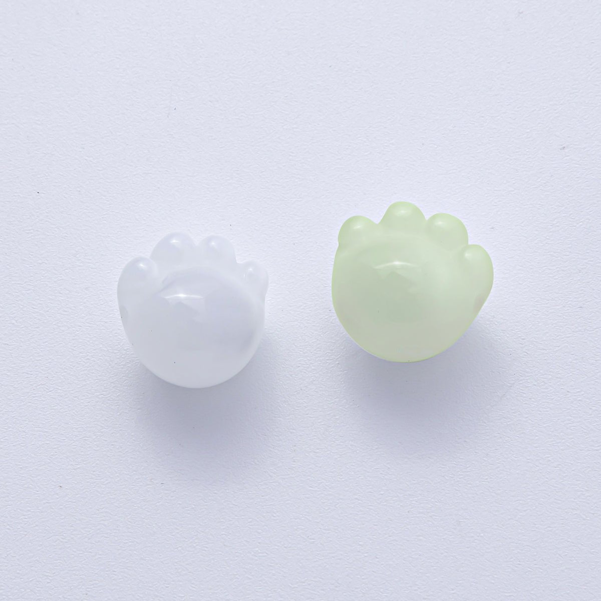 15mm Resin Blue, White, Green, Fuchsia, Pink, Purple, Red Paw Print Pet Animal Bead | B663 - B673 - DLUXCA