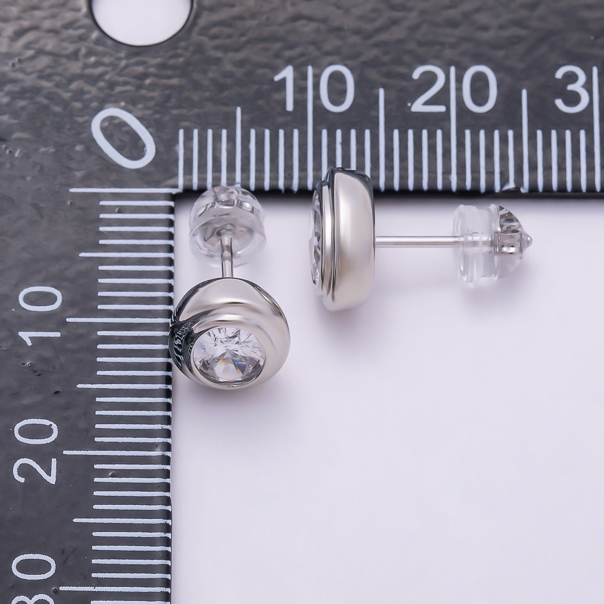 16K Gold Filled 10mm Clear CZ Oval Bezel Stud Earrings in Gold & Silver | Earrings-00413 Earrings-00414 - DLUXCA