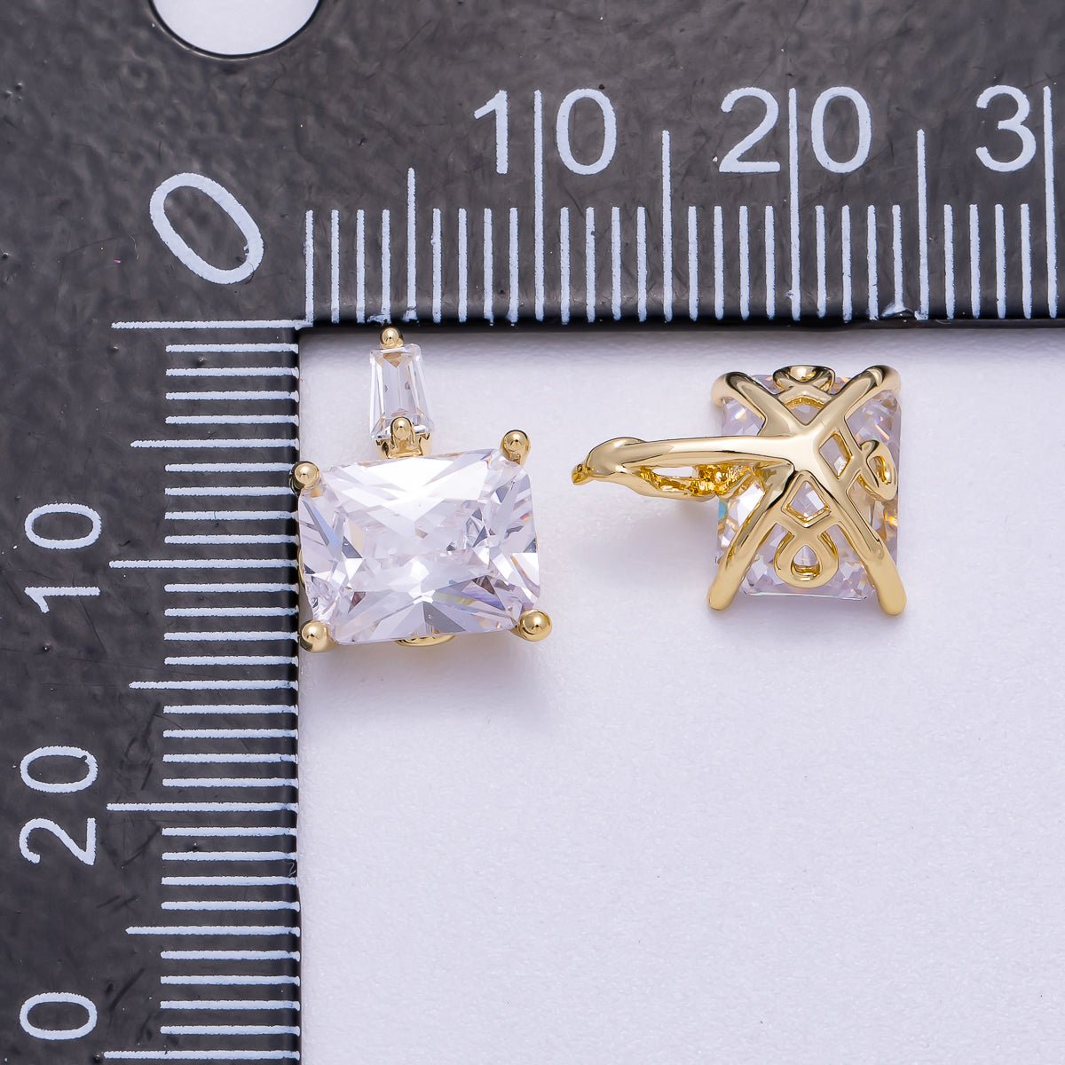 16K Gold Filled 13mm Baguette CZ Rectangular Solitaire Pendant | Charms - 00627 - DLUXCA
