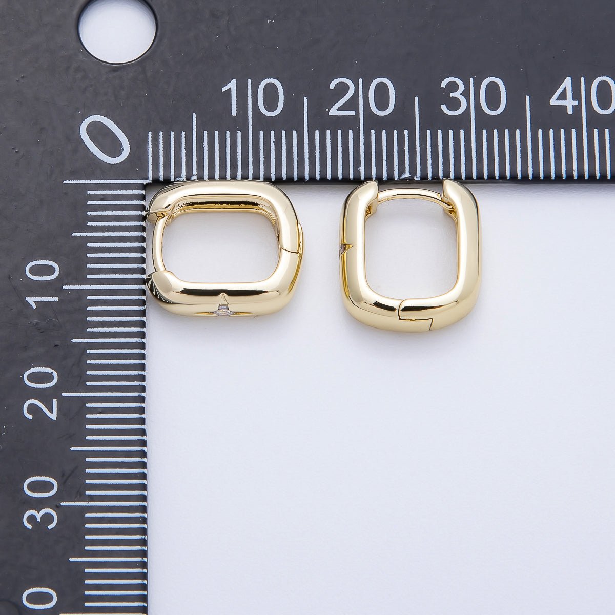 16K Gold Filled 14mm Clear CZ Celestial North Star Oblong Hoop Earrings | Earrings - 00342 - DLUXCA