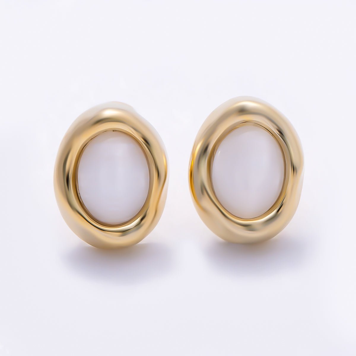 16K Gold Filled 14mm Shell Pearl Cabochon Molten Bezel Oval Stud in Gold & Silver | Earrings-00771 Earrings-00772 - DLUXCA
