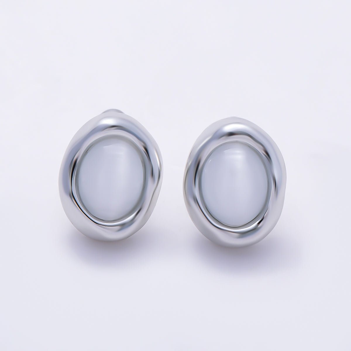 16K Gold Filled 14mm Shell Pearl Cabochon Molten Bezel Oval Stud in Gold & Silver | Earrings-00771 Earrings-00772 - DLUXCA