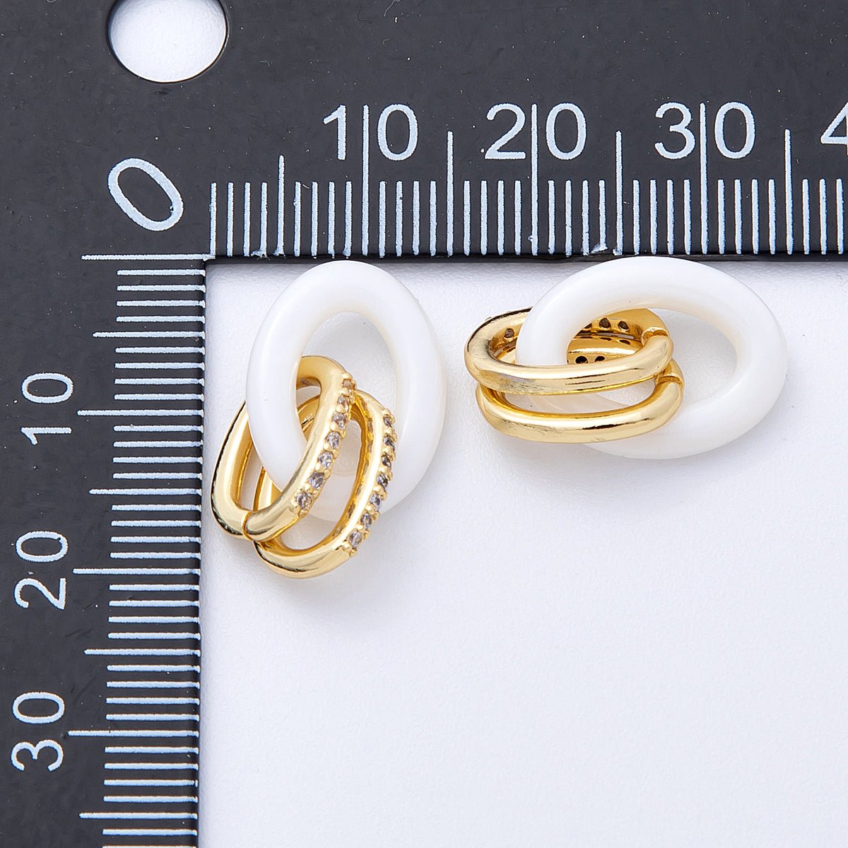 16K Gold Filled 16mm White Double Micro Paved CZ Oval Interlocking Link Findings | Findings - 00034 - DLUXCA