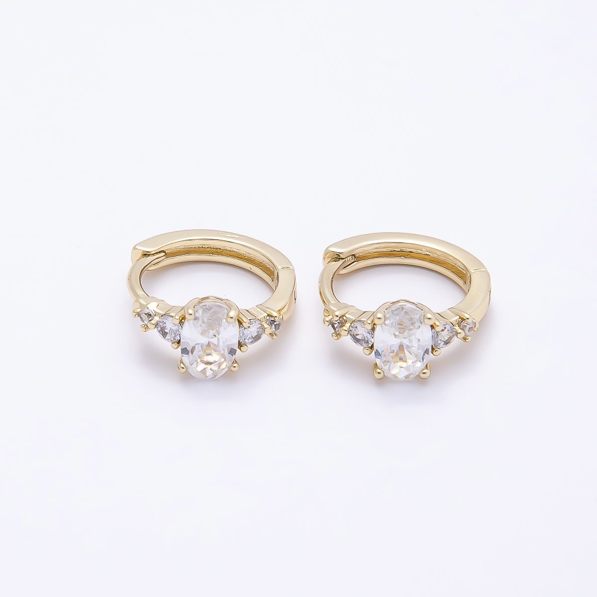 16K Gold Filled 17mm Clear Round Oval CZ Solitaire Cartilage Huggie Earrings | Earrings-00452 - DLUXCA