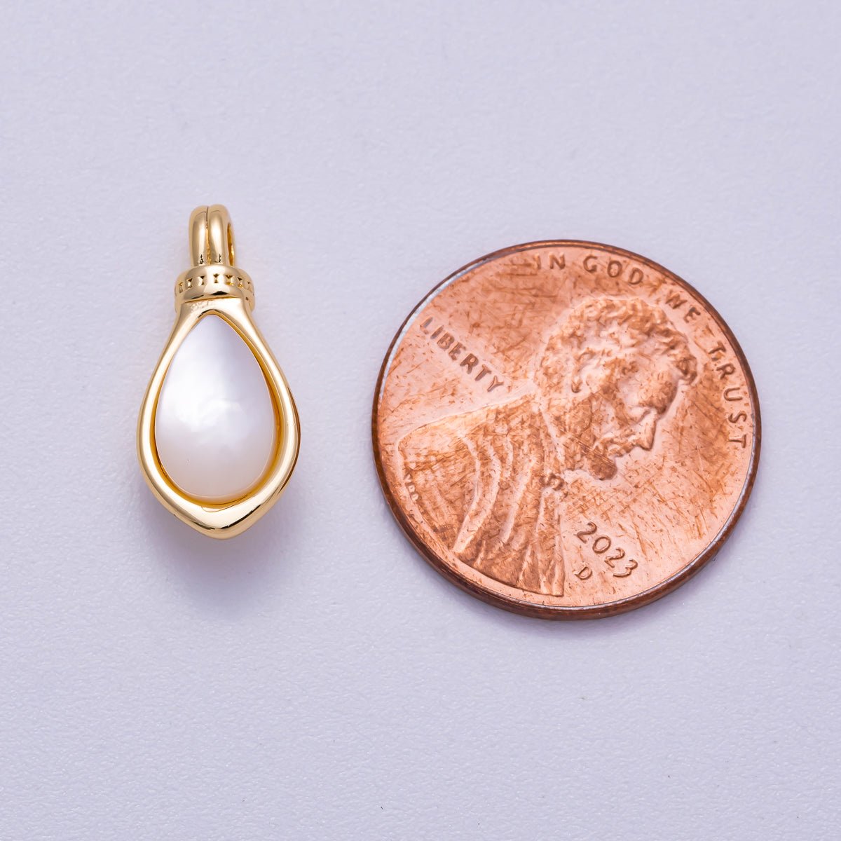 16K Gold Filled 17mm White Shell Pearl Teardrop Bezel Charm | Charms - 00638 - DLUXCA