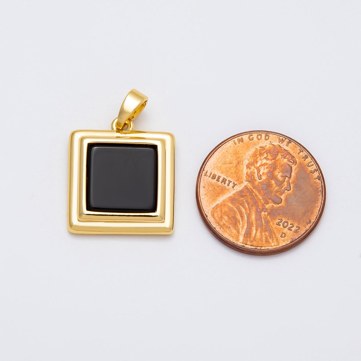 16K Gold Filled 18mm Black Bezel Square Pendant | Charms - 00480 - DLUXCA