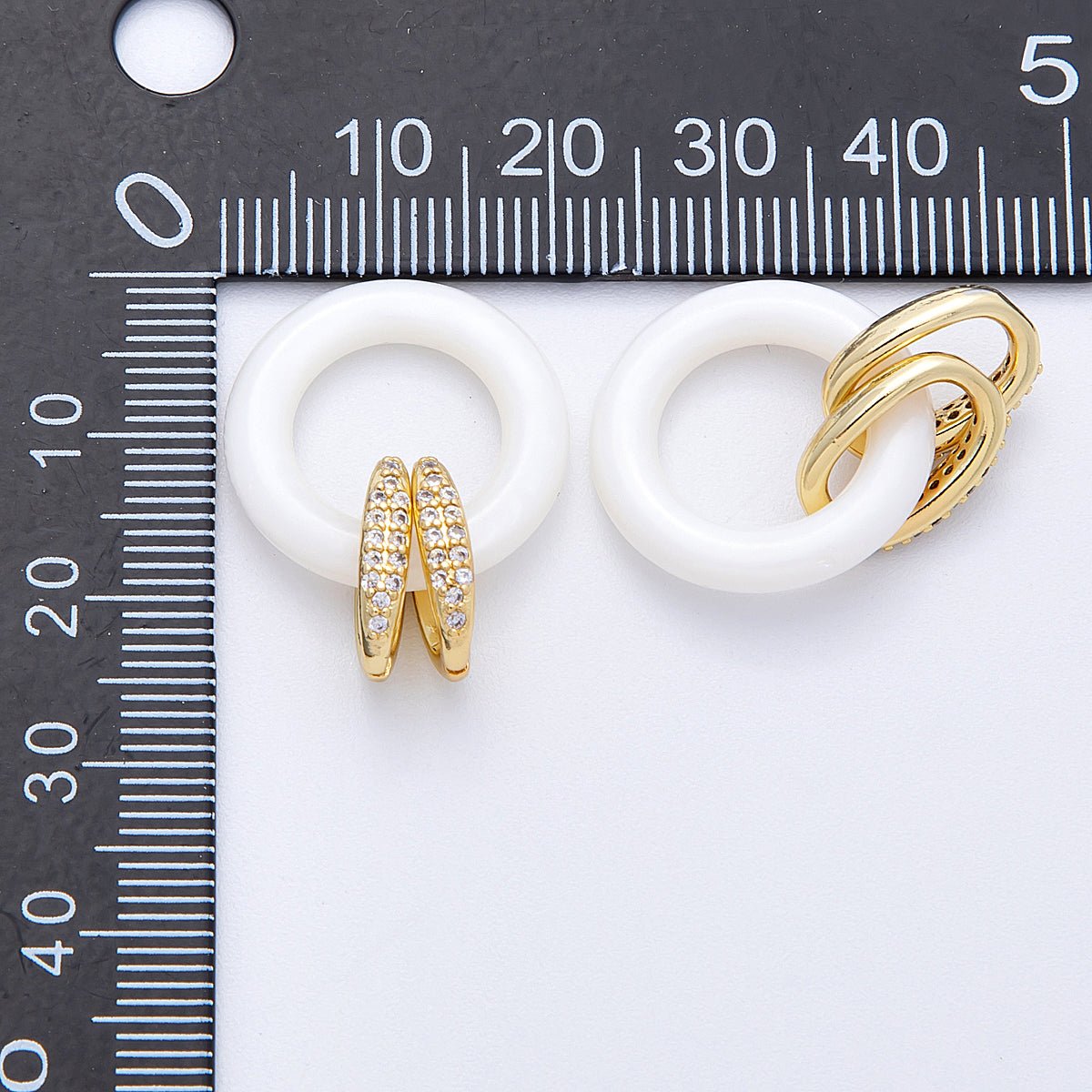 16K Gold Filled 20mm White Enamel Round Double Micro Paved CZ Interlock Link Charm Finding | Findings - 00033 - DLUXCA