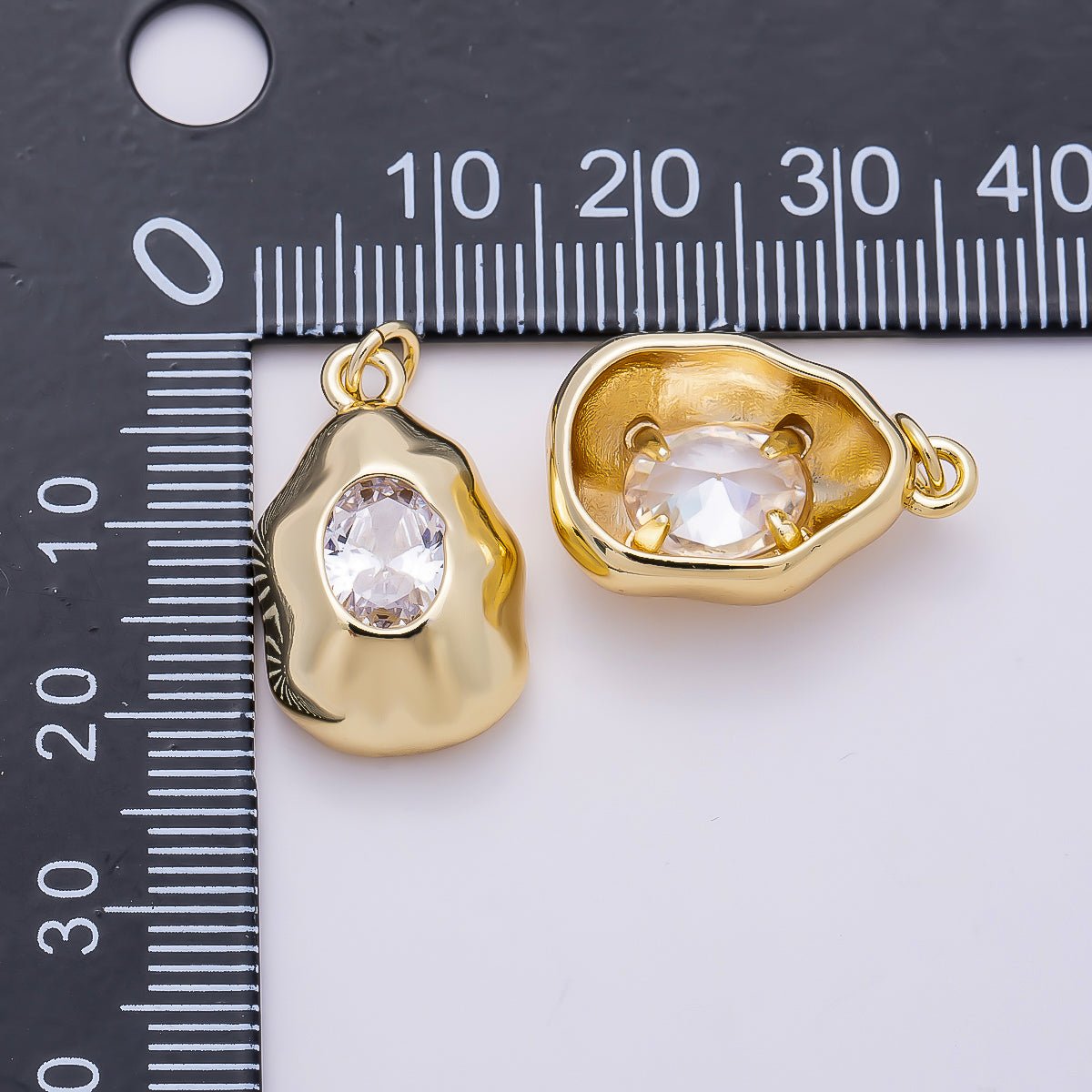 16K Gold Filled 21mm Clear CZ Oval Geometric Molten Bezel Chubby Charm | Charms-01359 - DLUXCA