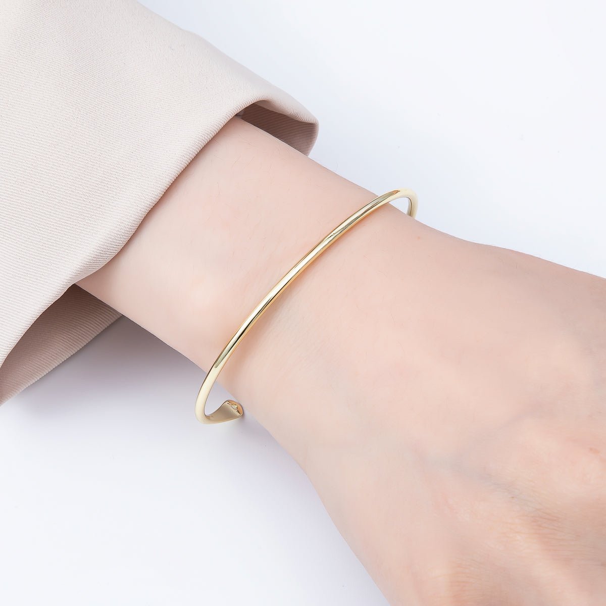 16K Gold Filled 2mm Minimalist Tube Cuff Bracelet | WA - 04458 - DLUXCA