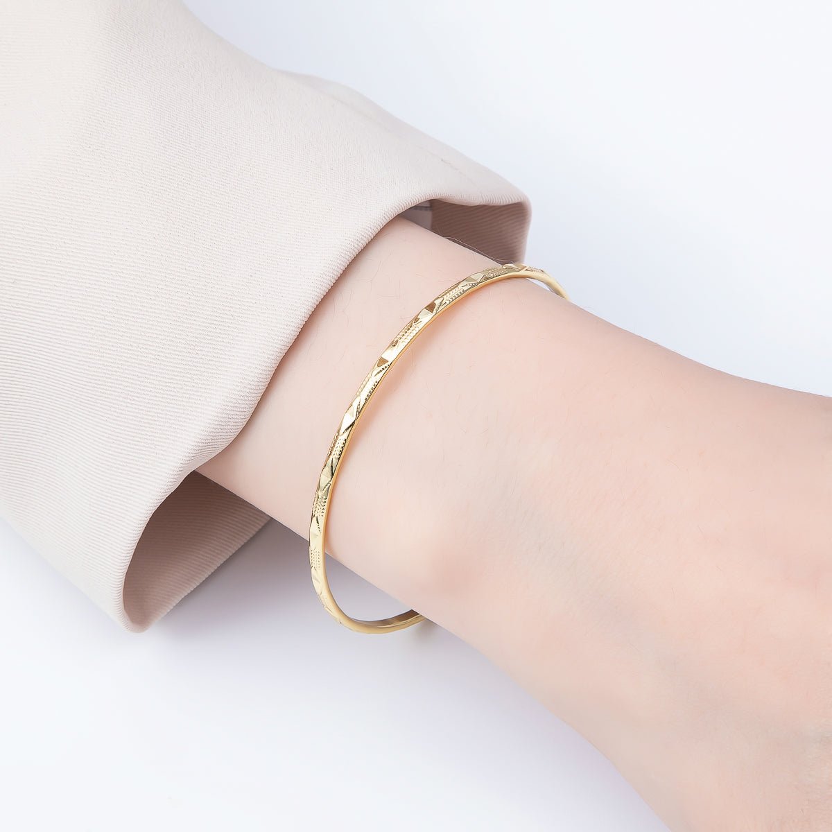 16K Gold Filled Multifaceted Geometric Dotted Lined Cuff Bracelet | WA - 04449 - DLUXCA