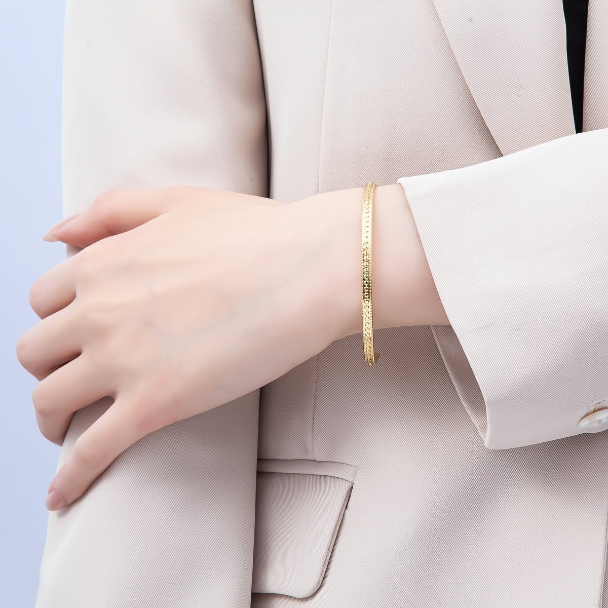 16K Gold Filled Round Dotted Geometric Cuff Bracelet | WA - 04450 - DLUXCA