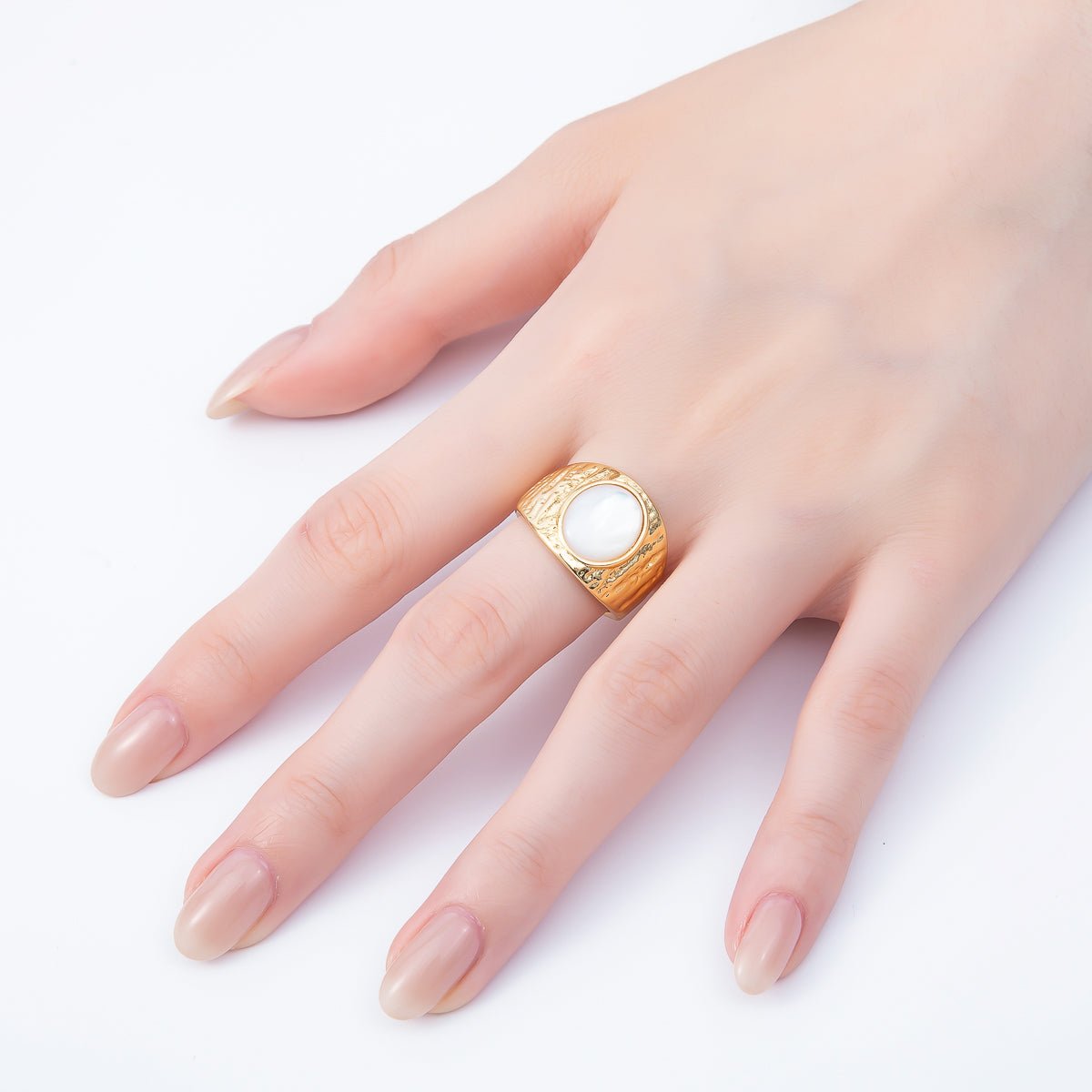 16K Gold Filled Shell Pearl Cabochon Wide Textured Hammered Signet Ring | Rings - 00091 - DLUXCA
