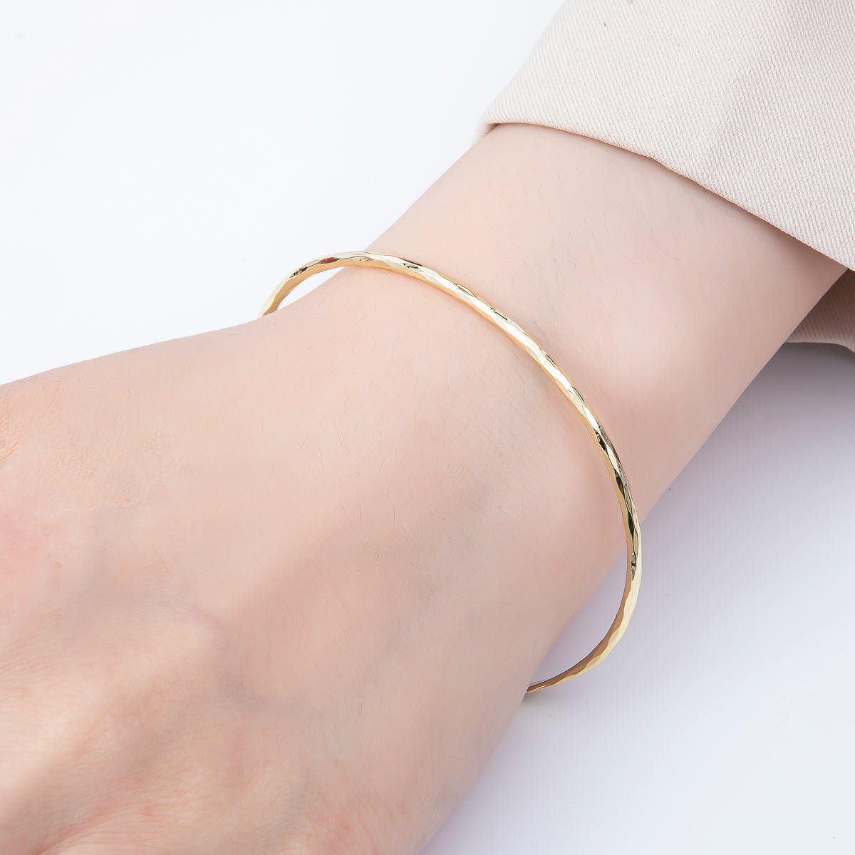 16K Gold Filled Wavy Multifaceted Cuff Bracelet | WA - 04457 - DLUXCA