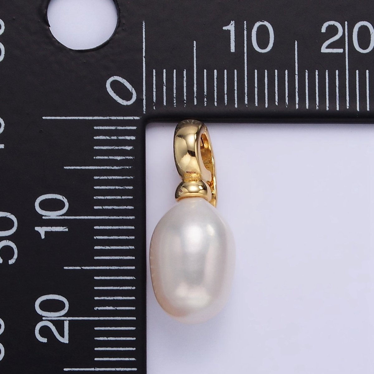 16K Gold Filled White Freshwater Pearl Snap Latch Drop Pendant | P1889 - DLUXCA