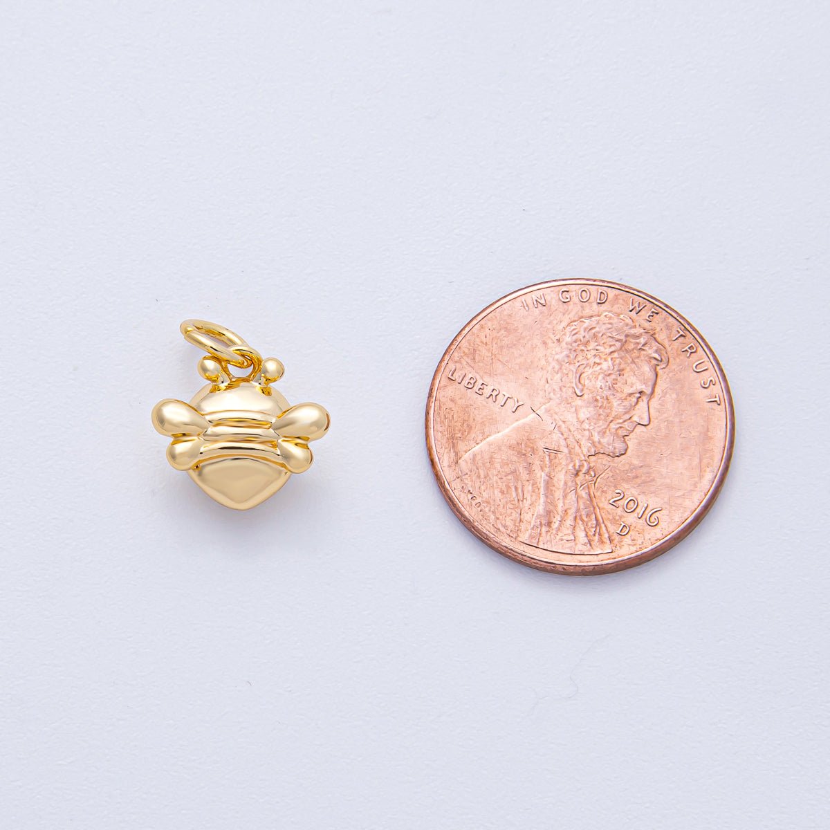 18K Gold Filled 10.5mm Minimalist Bumble Bee Insect 3D Multidimensional Charm | AK010 - DLUXCA
