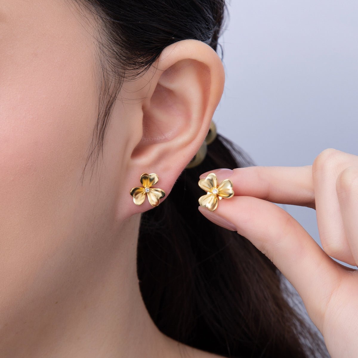 18K Gold Filled 13mm 3 - Leaf Lucky Clover Floral Stud Earrings | AD1596 - DLUXCA