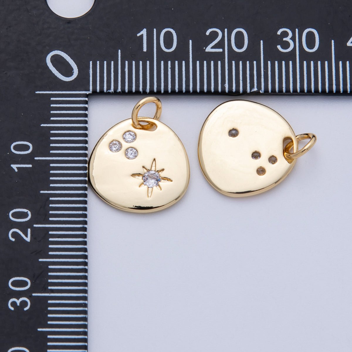 18K Gold Filled 14.3mm Clear CZ Cluster Star Round Charm | Charms - 00057 - DLUXCA
