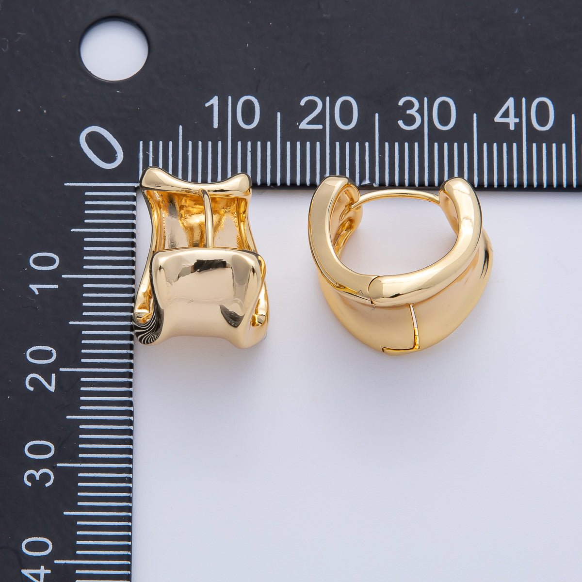 18K Gold Filled 15.5mm Wide Molten Curved Geometric Huggie Earrings | Earrings - 00039 - DLUXCA