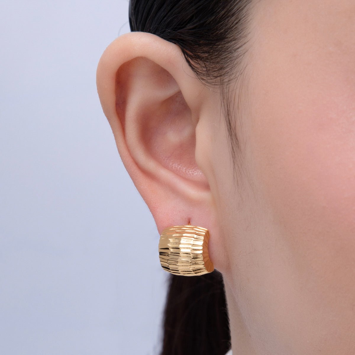 18K Gold Filled 15mm Multifaceted Edged Wide Geometric C - Shaped Hoops Earrings | T012 - DLUXCA