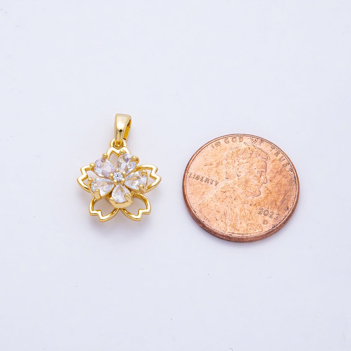 18K Gold Filled 15mm Spinning Rotating Five Petal Blooming Flower Pendant Charm | AF1172 - DLUXCA
