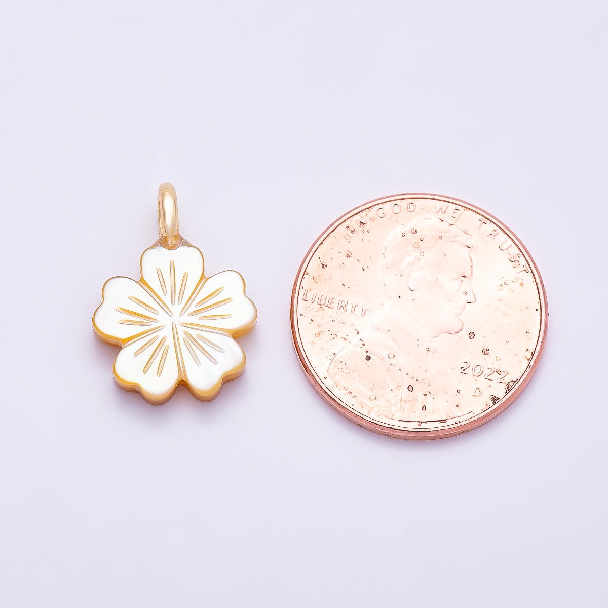 18K Gold Filled 16.5mm Lined Shell Pearl Flower Double Sided Pendant | Charms-01323 - DLUXCA