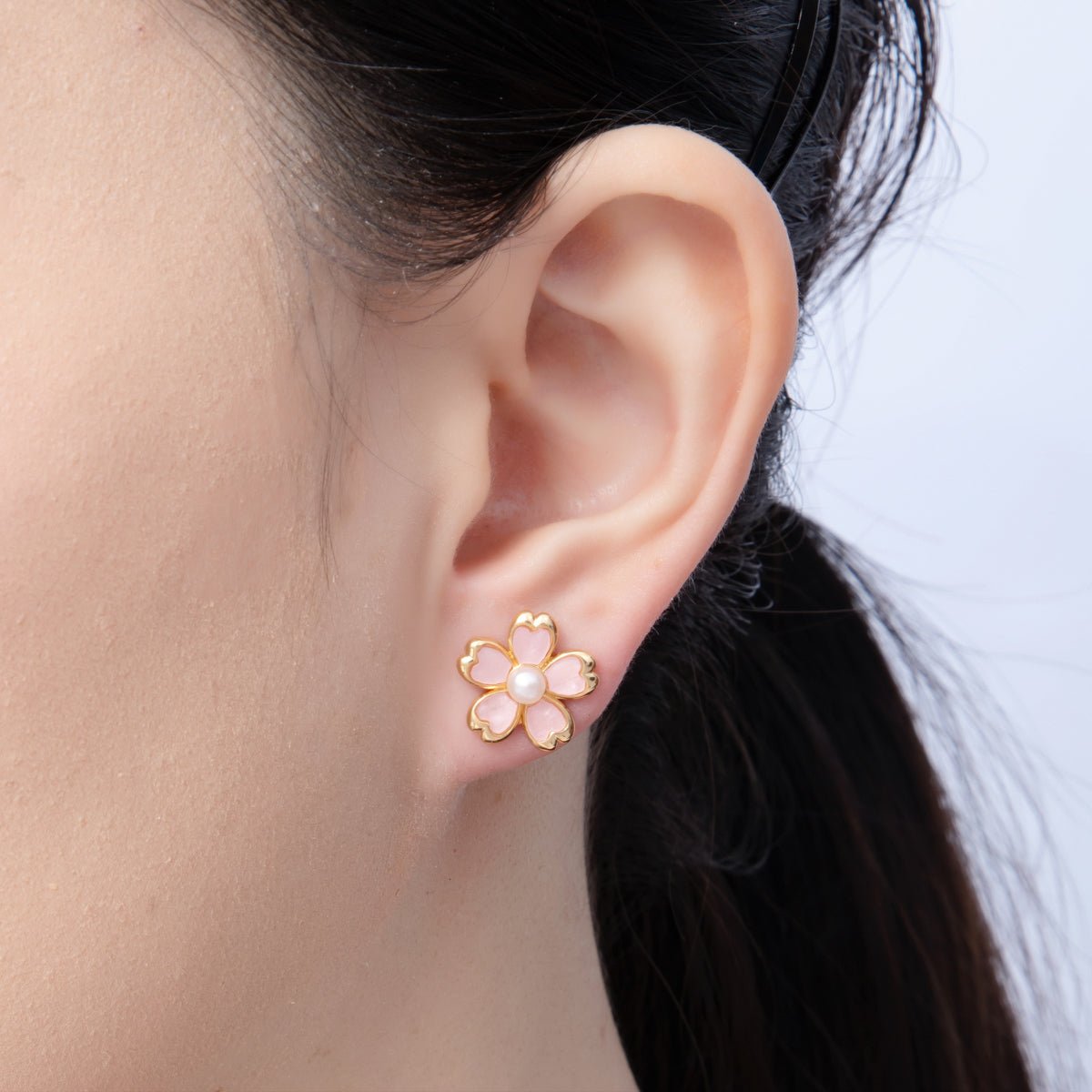 18K Gold Filled 16mm Shell Pearl Pink Flower Stud Earrings | AE828 - DLUXCA