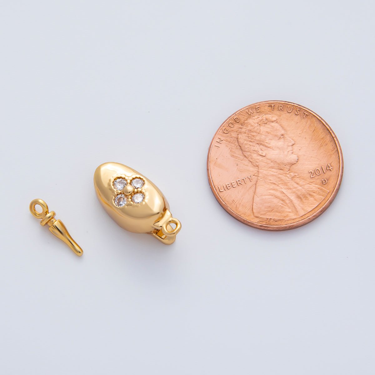 18K Gold Filled 17.5mm Round Embedded CZ Box Clasps Closure Finding | Z1462 - DLUXCA