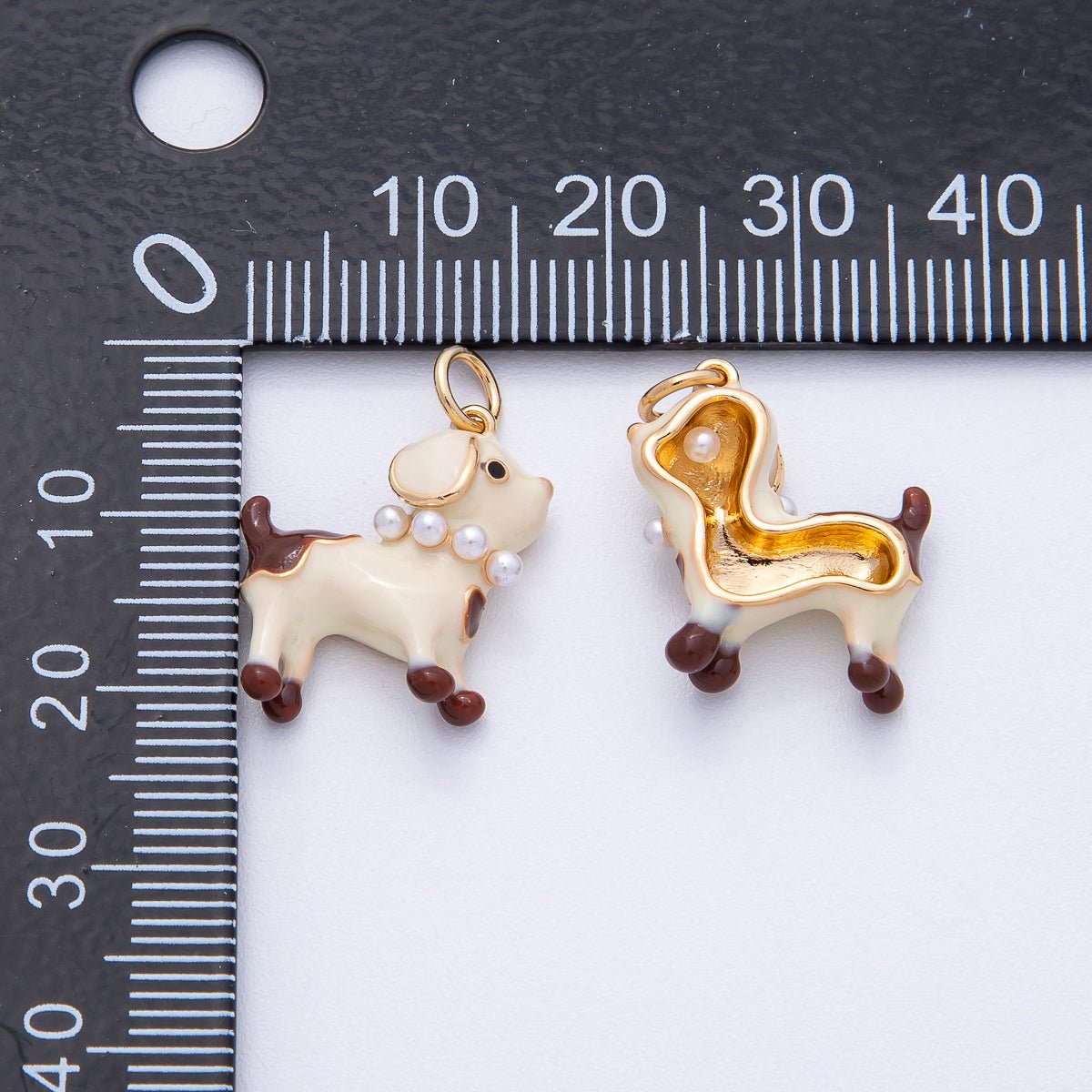 18K Gold Filled 17.5mm Shell Pearl Dog Puppy Charm | AK047 - DLUXCA