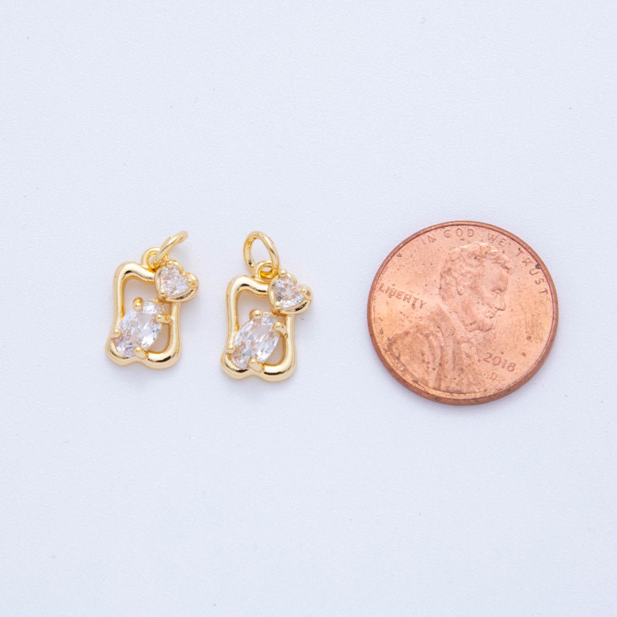 18K Gold Filled 17mm Round CZ Love Heart Potion Charm | AF817 - DLUXCA