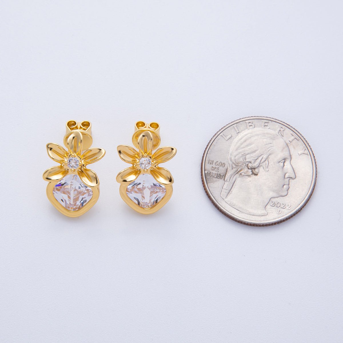 18K Gold Filled 18.3mm Clear CZ Flower Heart Stud Earrings | Earrings - 00045 - DLUXCA