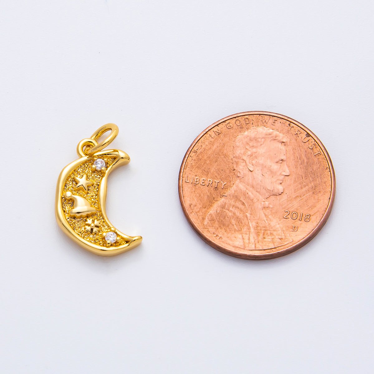 18K Gold Filled 18mm CZ Hat Star Celestial Crescent Moon Charm in Gold & Silver | AF1359 - DLUXCA