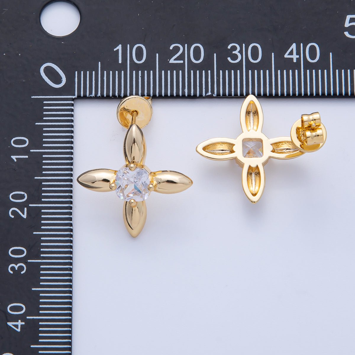 18K Gold Filled 20mm Clear CZ Petal Flower Stud Earrings | T129 - DLUXCA