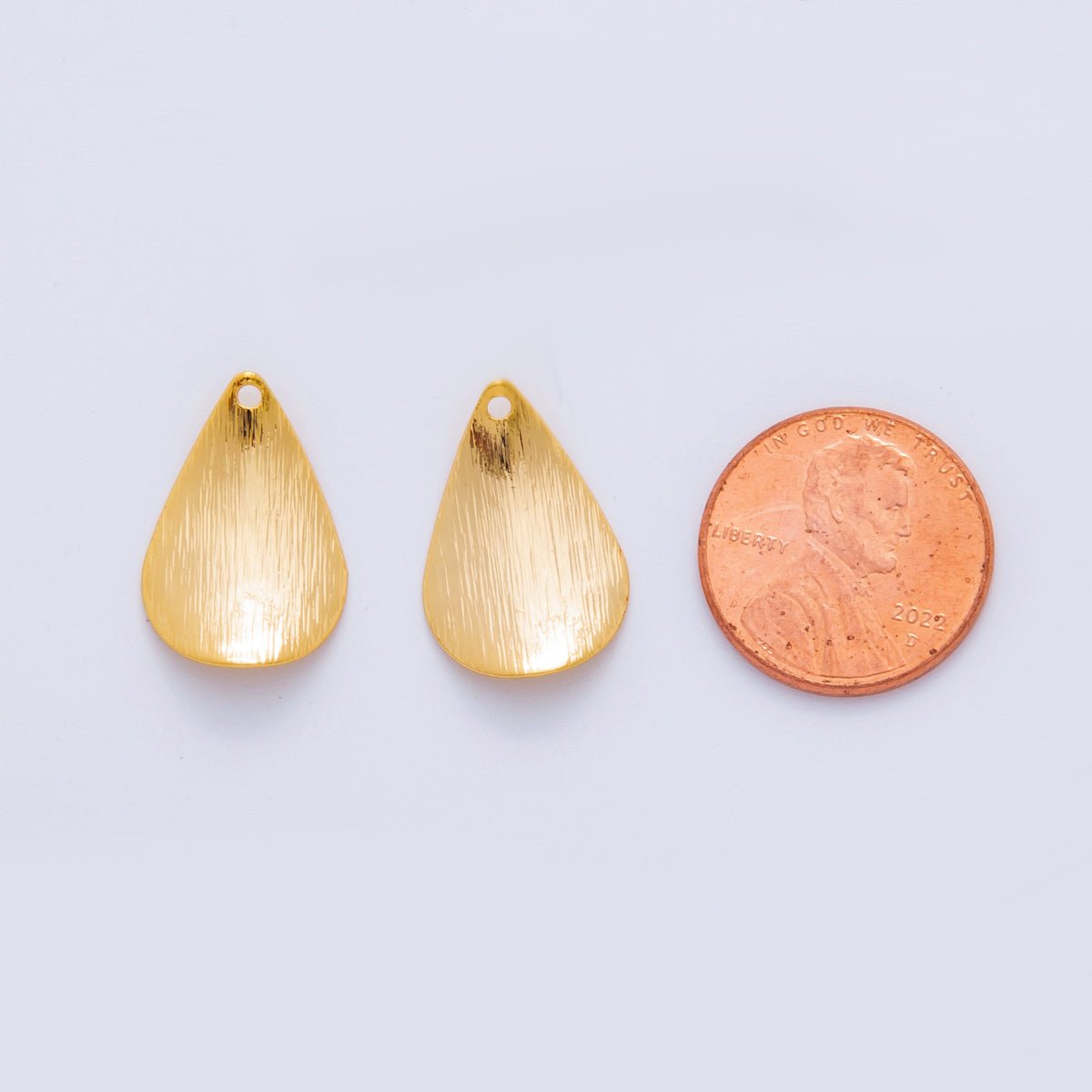 18K Gold Filled 20mm Lined Teardrop Thin Charm Finding | Z1175 - DLUXCA