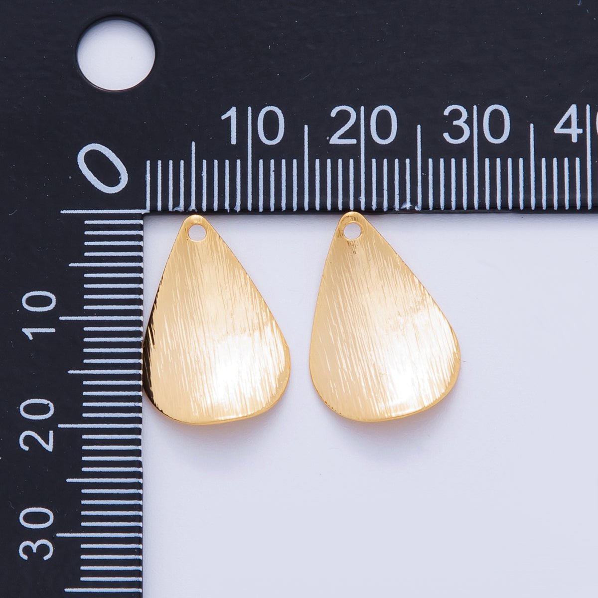18K Gold Filled 20mm Lined Teardrop Thin Charm Finding | Z1175 - DLUXCA