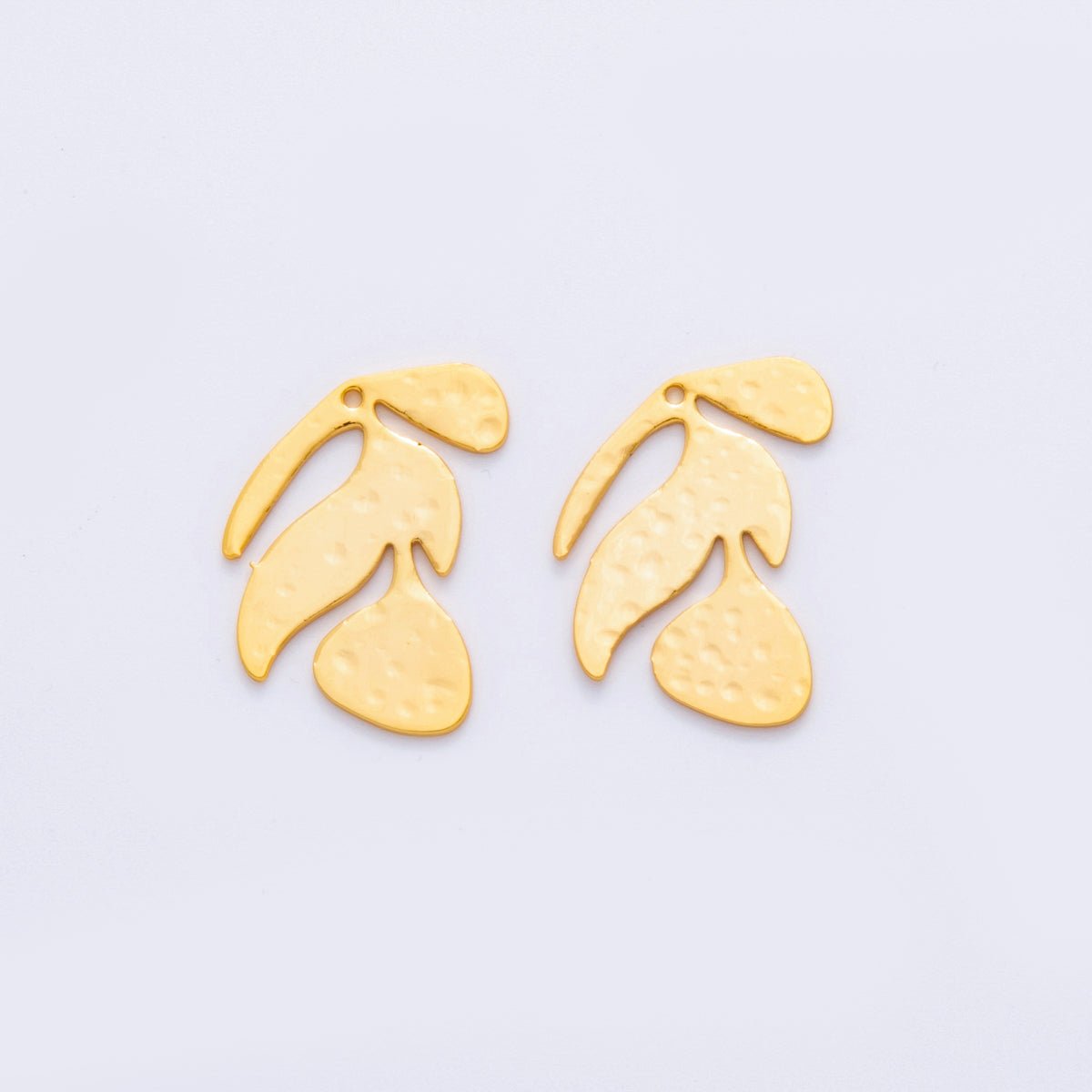 18K Gold Filled 21mm Dotted Floral Plant Charm Finding | Z1170 - DLUXCA