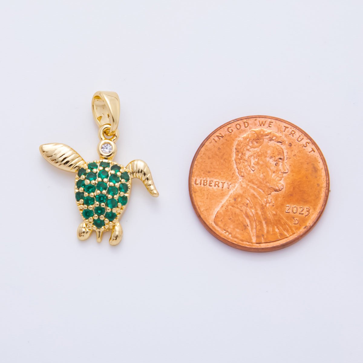 18K Gold Filled 21mm Emerald Green Micro Paved CZ Sea Turtle Animal Pendant | AH - 813 - DLUXCA