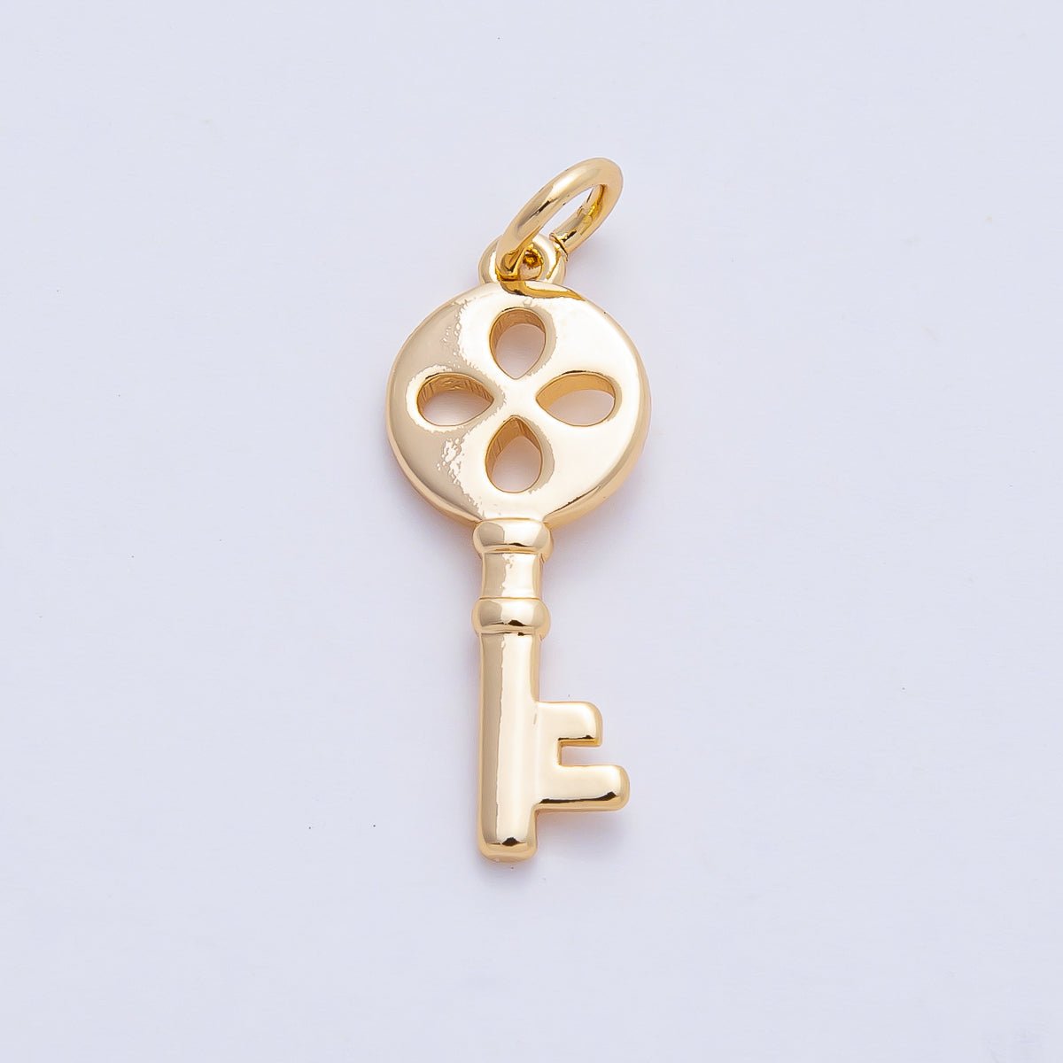18K Gold Filled 21mm Minimalist Four Leaf Clover Key Charm | AF1461 - DLUXCA