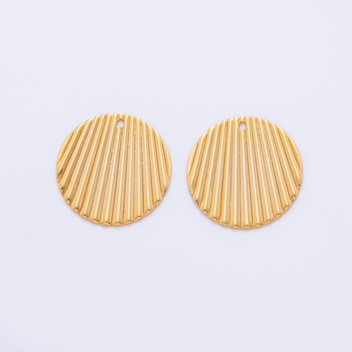 18K Gold Filled 21mm Ribbed Linear Round Charm Finding | Z1196 - DLUXCA