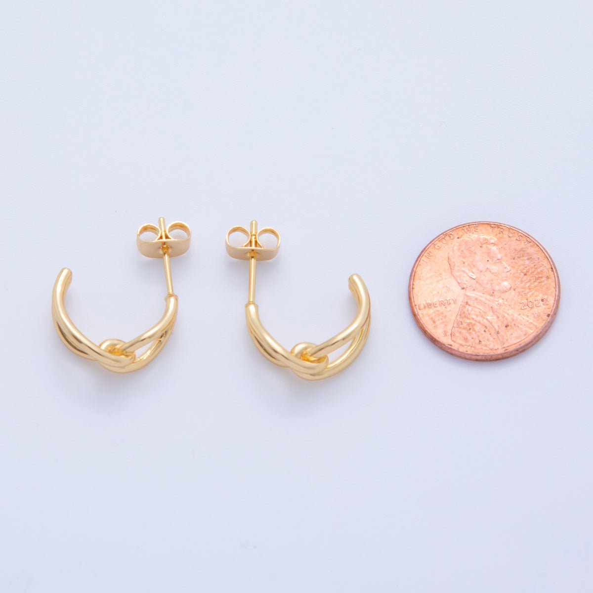 18K Gold Filled 22mm Minimalist Knot C - Shaped Hoop Earrings | Q012 - DLUXCA