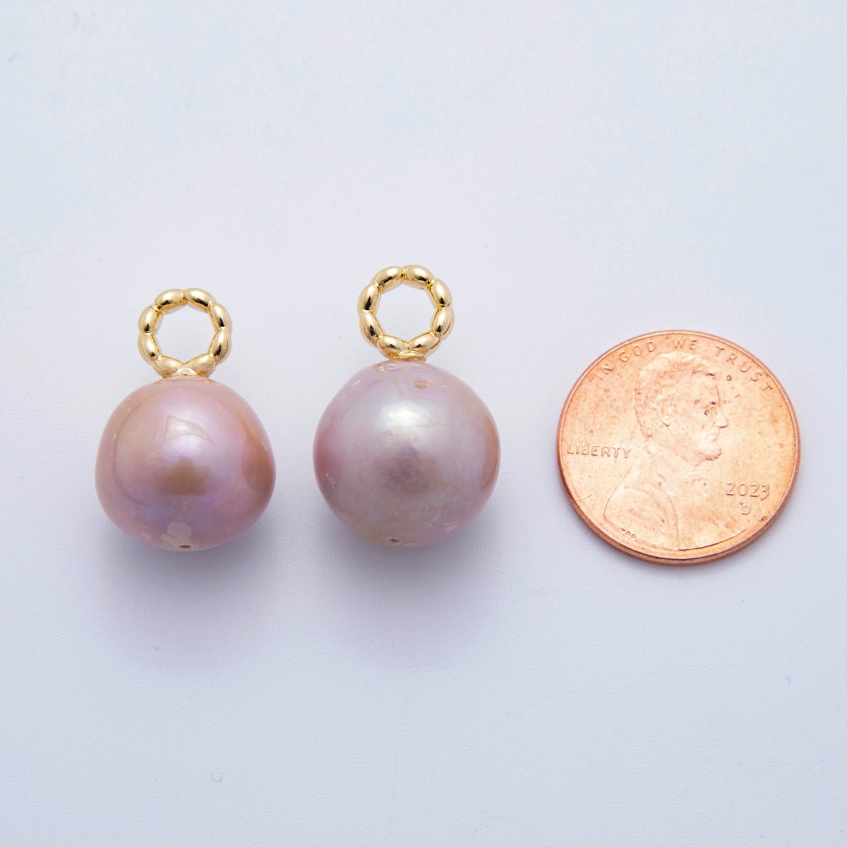 18K Gold Filled 23mm Purple Freshwater Full Circle Moon Pearl Charm | AF627 - DLUXCA