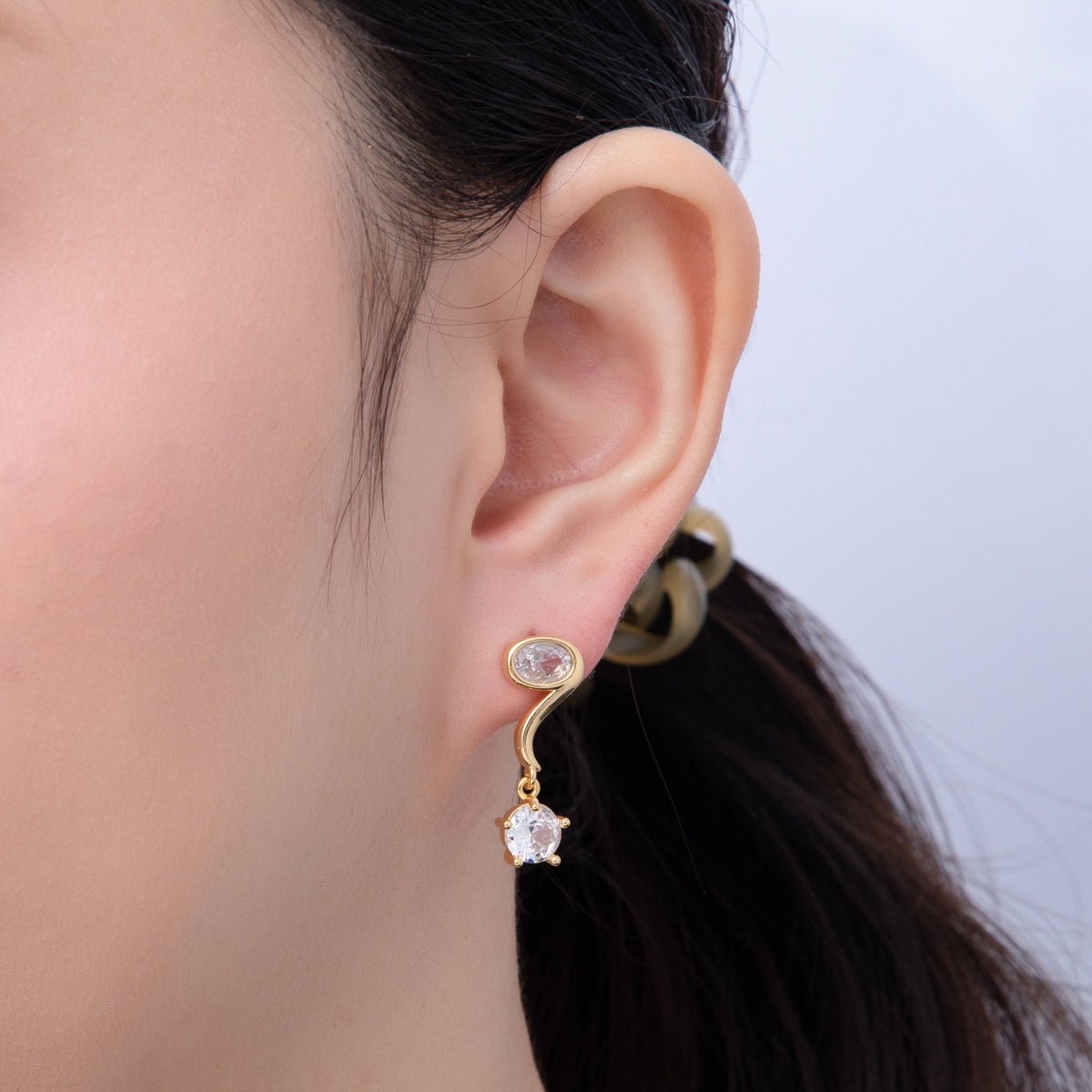 18K Gold Filled 25.5mm Clear CZ Round Oval Molten Drop Stud Earrings | AD1659 - DLUXCA
